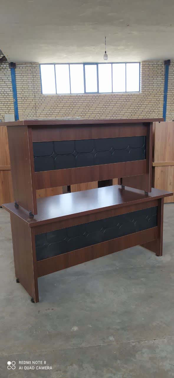 میز کارمندی نیلوفر